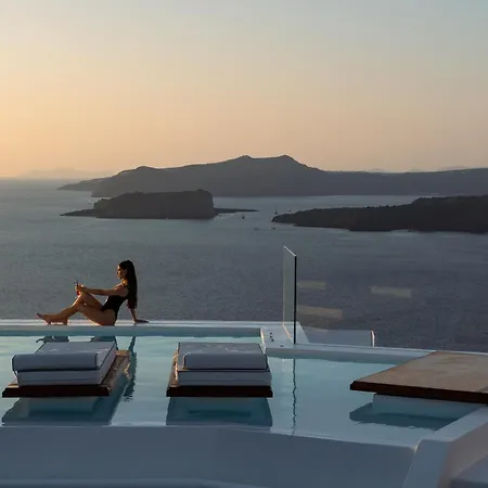 Volcano Flame Willa Megalochori (Santorini)