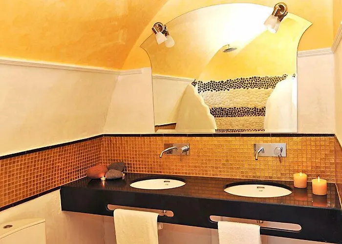 Villa Volcano Flame Megalochori (Santorini)